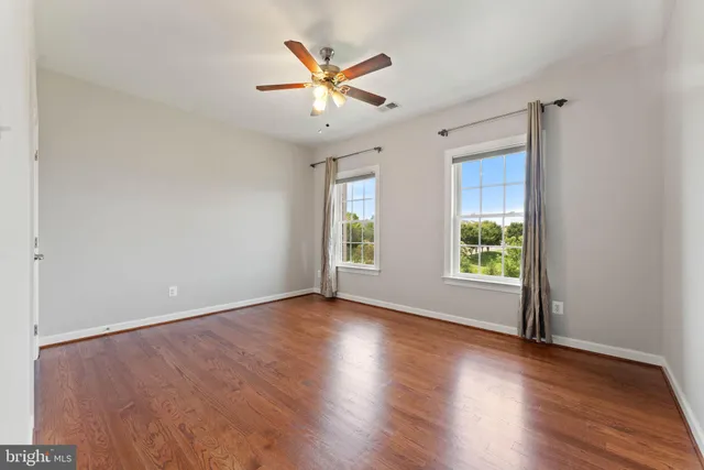 $3,642 | 42524 Rowderbury Square, Chantilly, VA 20152