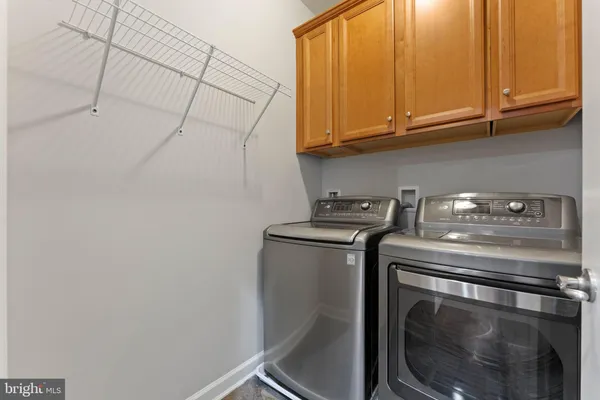 $3,542 | 42524 Rowderbury Square, Chantilly, VA 20152