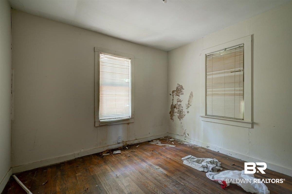 524 6th Avenue Mobile, AL 36611 - Photo 7 of 9