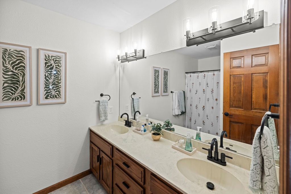1731 Oakmont Drive Decatur, IL 62521 - Photo 36 of 45