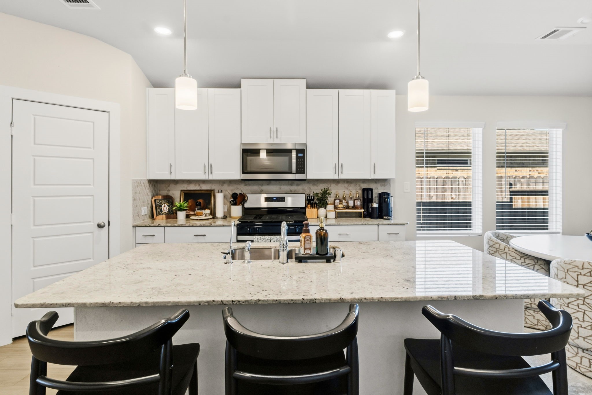 12107 Rushing Rdg Drive Baytown, TX 77523 - Photo 5 of 29