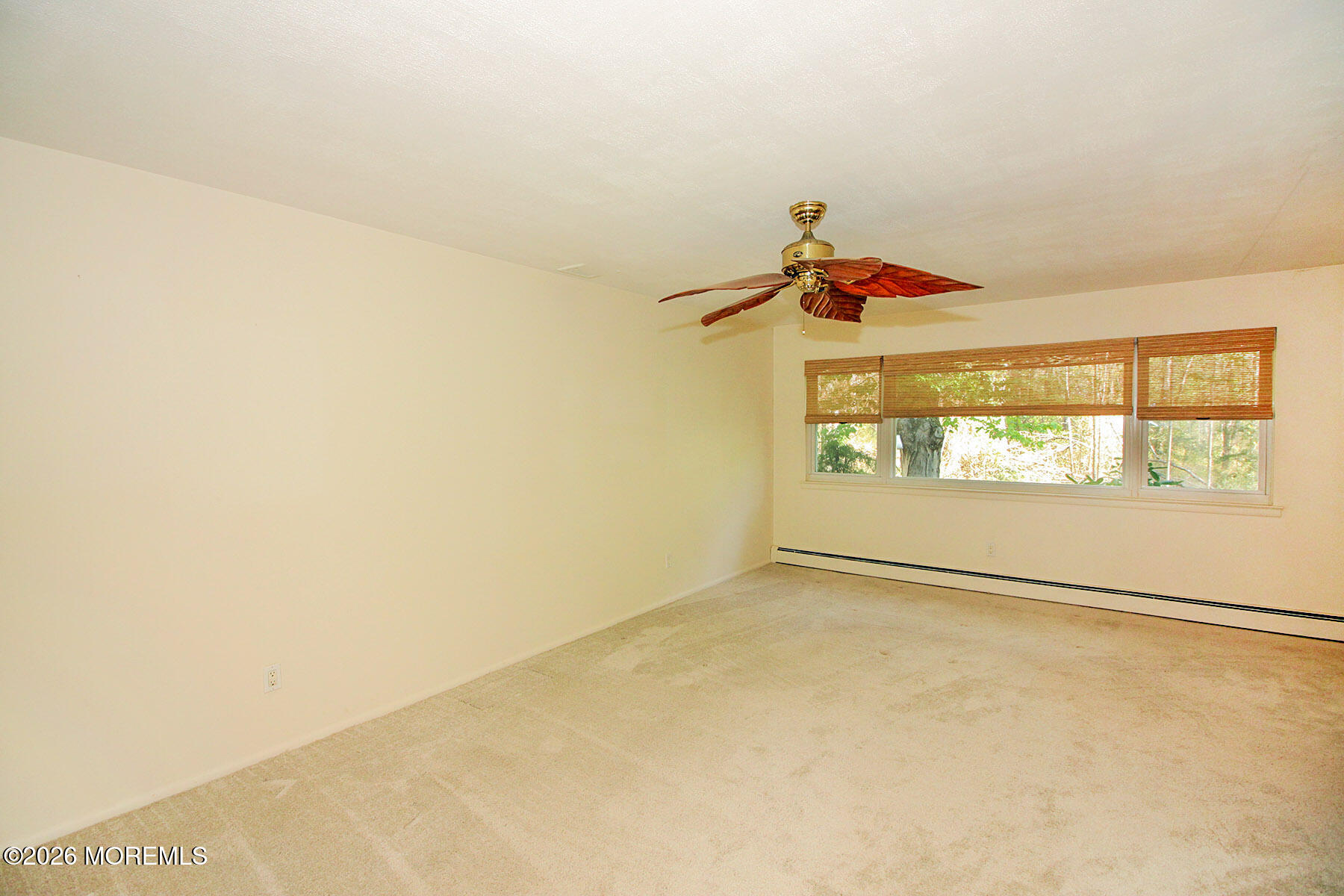 29 East Road, Unit D Jackson, NJ 08527 - Photo 7 of 23 Living Room