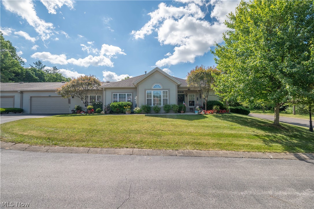 168 Wilcox Road Youngstown, OH 44515 - Photo 2 of 43