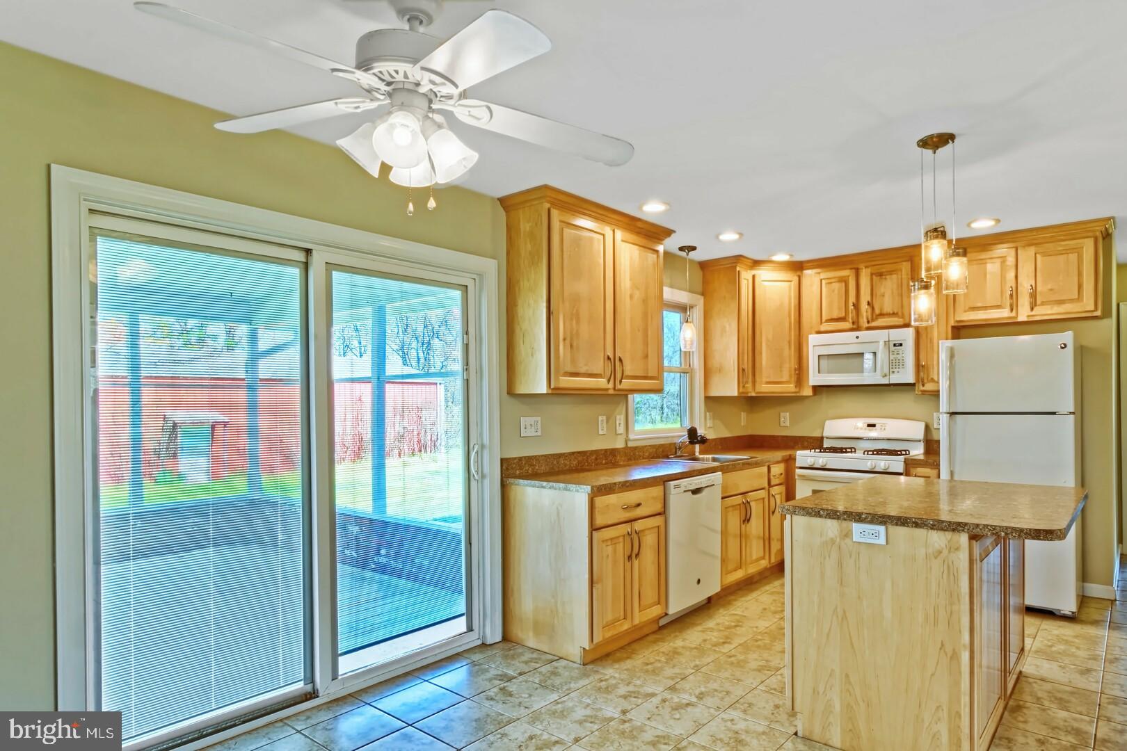 501 Ridge Road Southampton, NJ 08088 - Photo 8 of 29