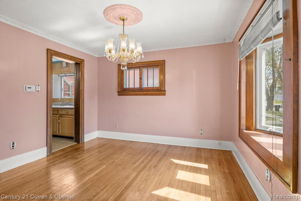18835 Ruth Street Melvindale, MI 48122 - Photo 10 of 46