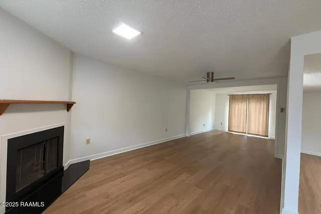 $1,400 | Undisclosed Address, Lafayette, LA 70503