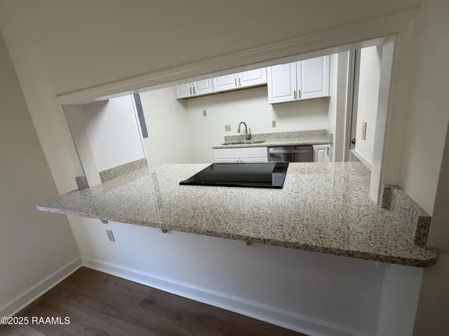 $1,400 | Undisclosed Address, Lafayette, LA 70503