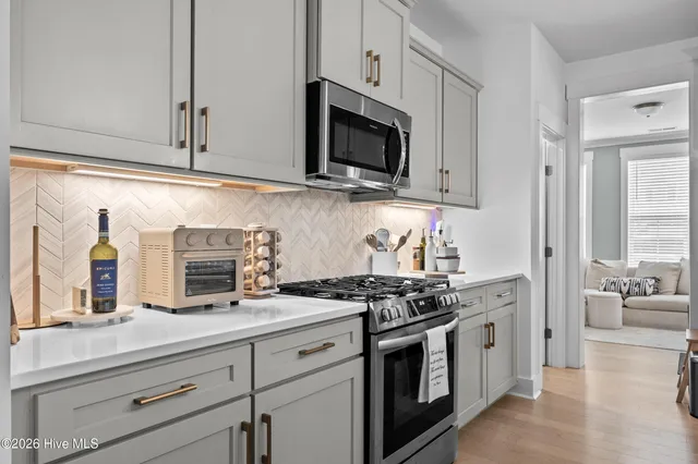 $674,990 | 4025 Watersail Drive, Wilmington, NC 28409