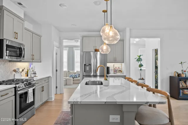 $674,990 | 4025 Watersail Drive, Wilmington, NC 28409