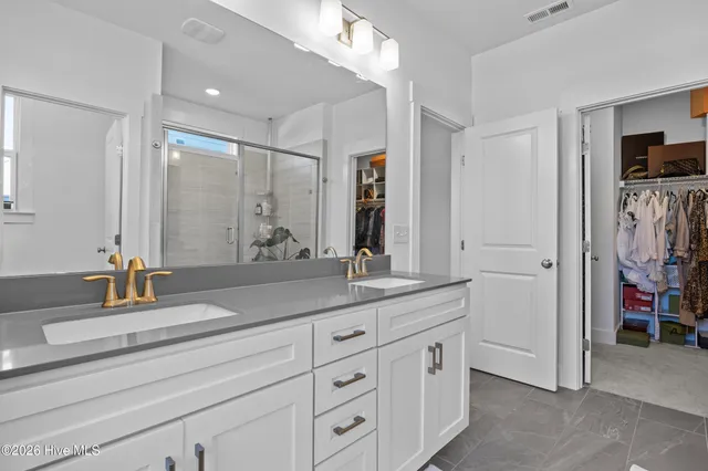 $674,990 | 4025 Watersail Drive, Wilmington, NC 28409