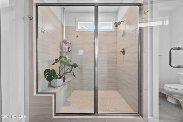 $674,990 | 4025 Watersail Drive, Wilmington, NC 28409