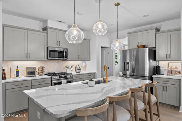 $674,990 | 4025 Watersail Drive, Wilmington, NC 28409