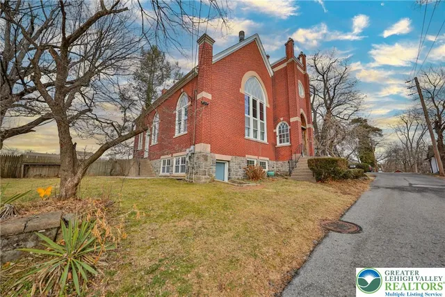 $520,000 | 3285 Lime Street, Bethlehem, PA 18020