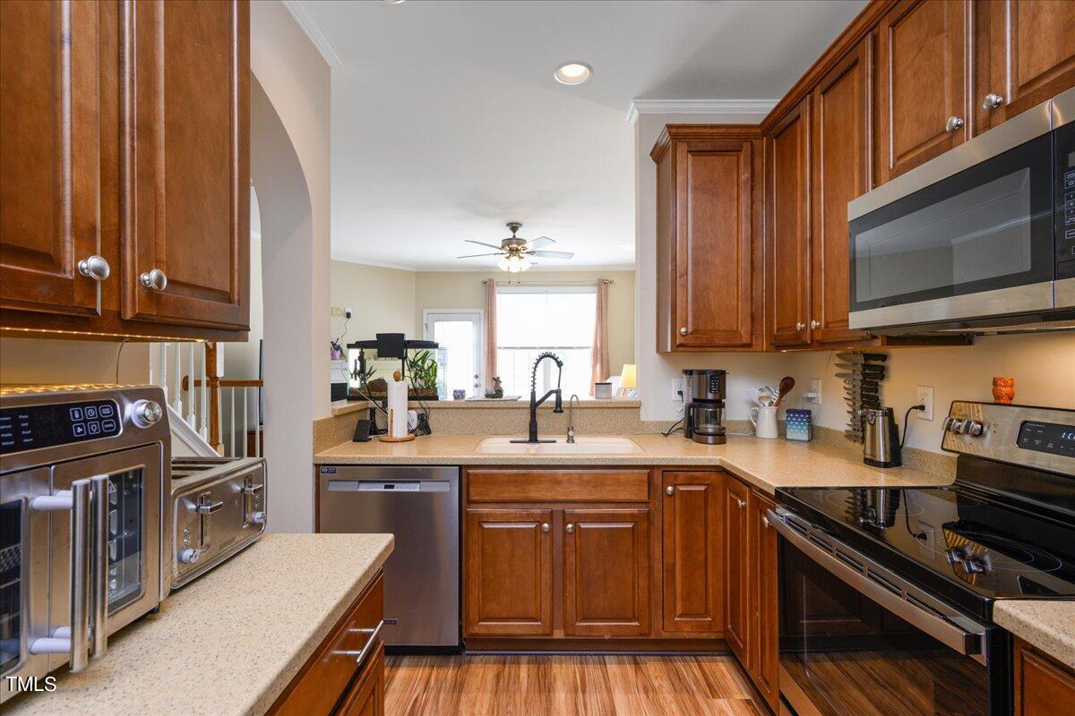 726 Bryant Street Raleigh, NC 27603 - Photo 6 of 23 08-- 5