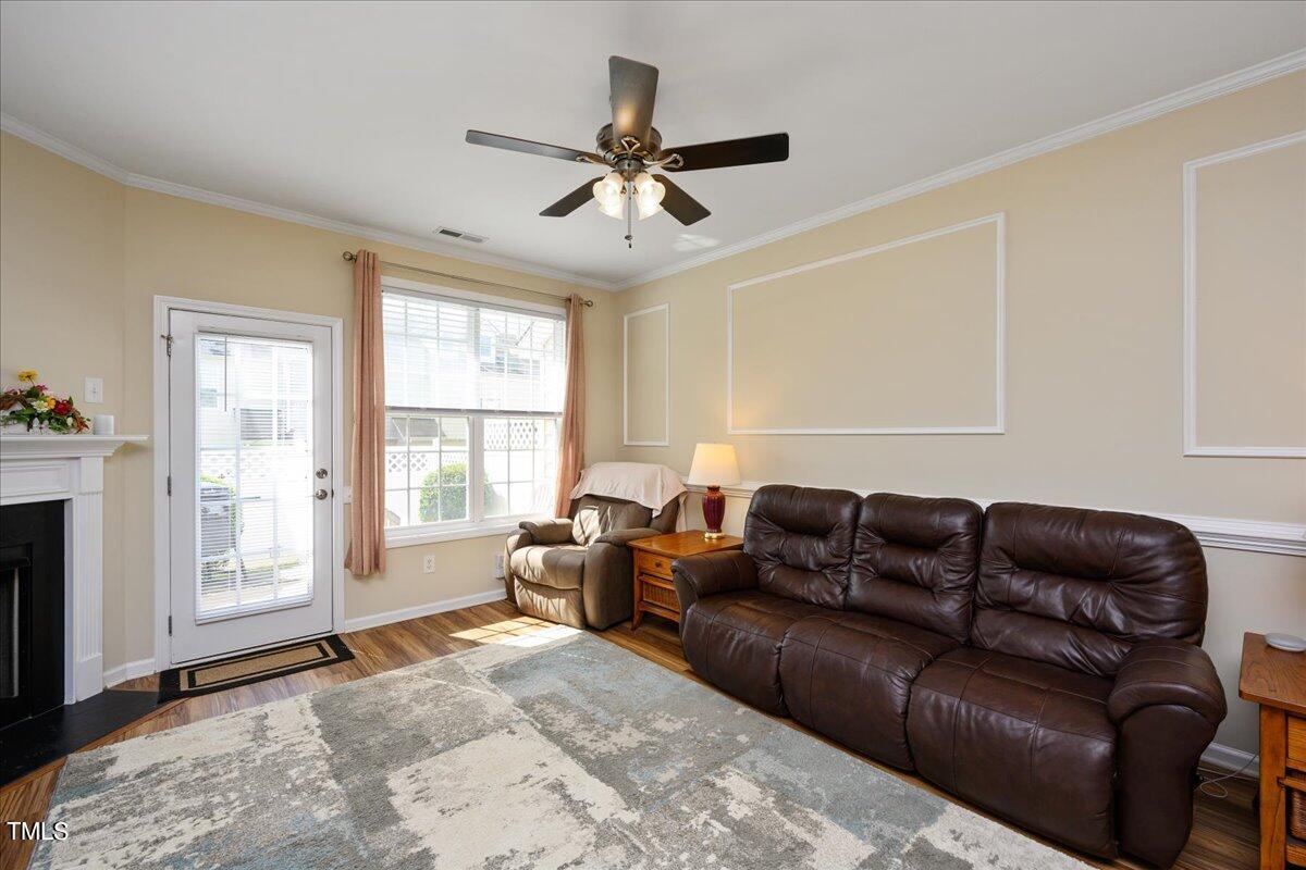 726 Bryant Street Raleigh, NC 27603 - Photo 10 of 23 12-- 9