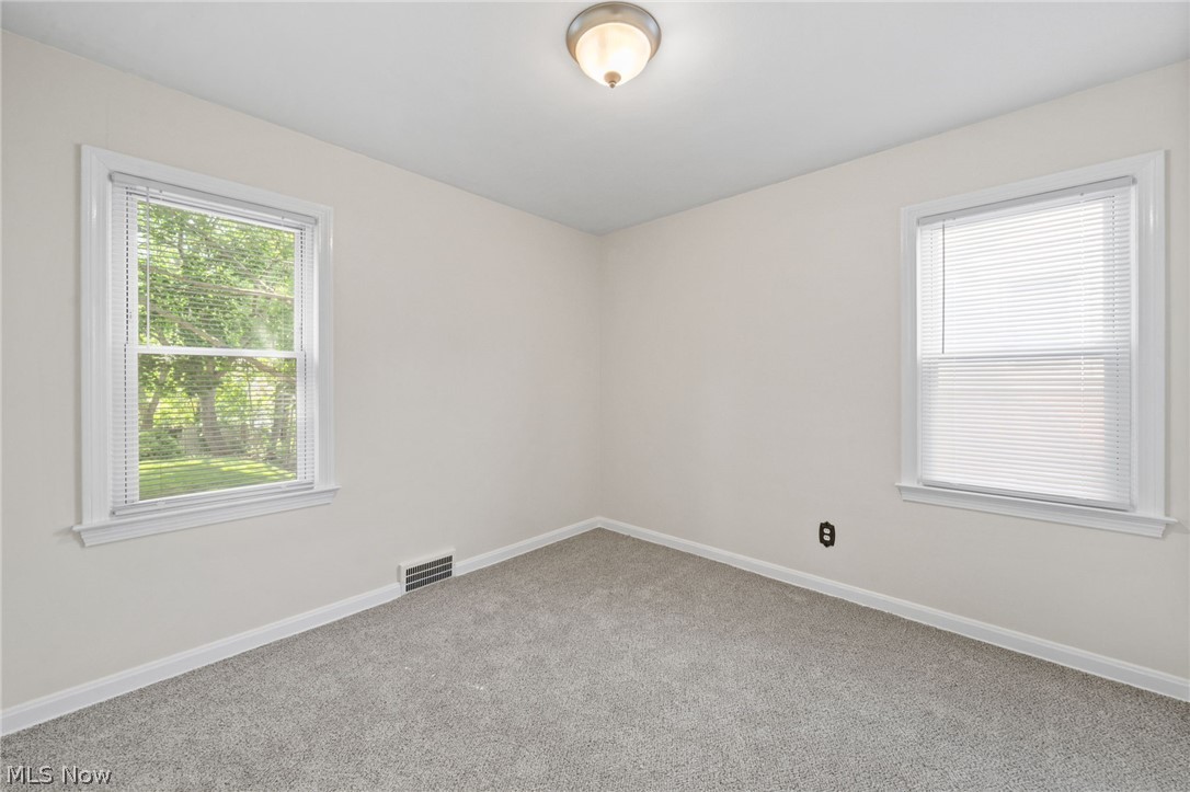 142 Canton Road Akron, OH 44312 - Photo 15 of 23