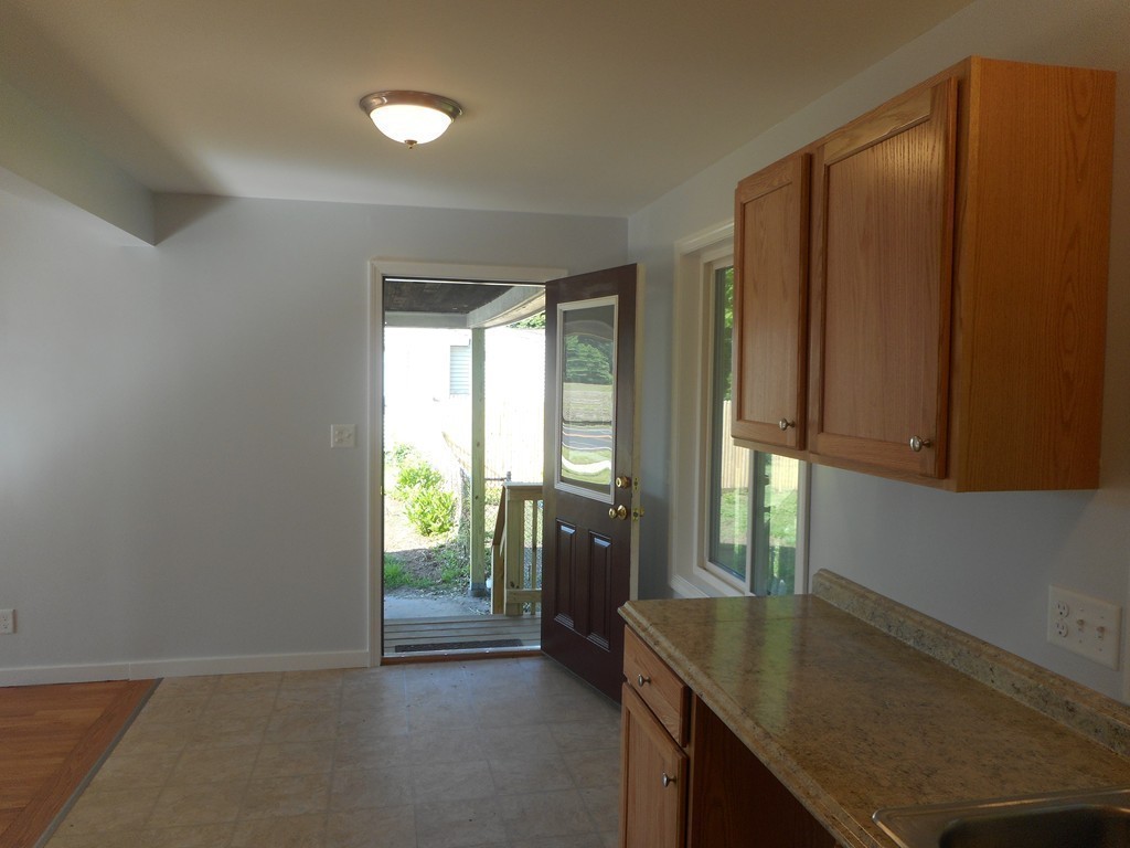 211 Little River Road Westfield, MA 01085 - Photo 9 of 18 Gallery Image 9