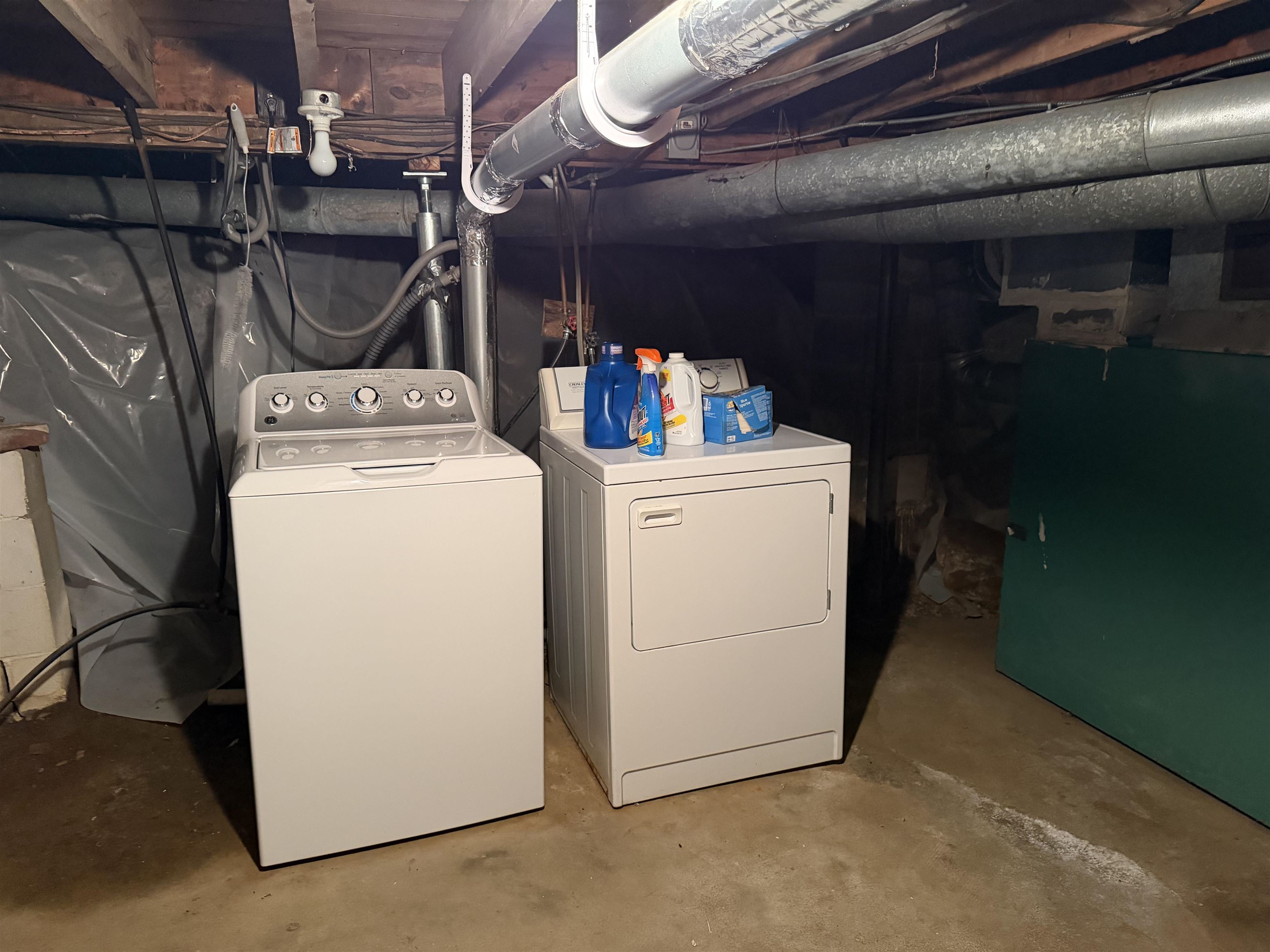 1374 Highway 103 Chester, VT 05143 - Photo 18 of 21