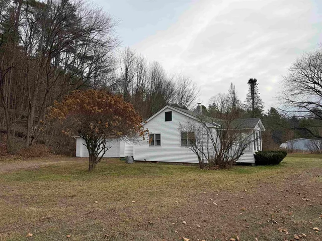 $239,000 | 1374 Highway 103, Chester, VT 05143