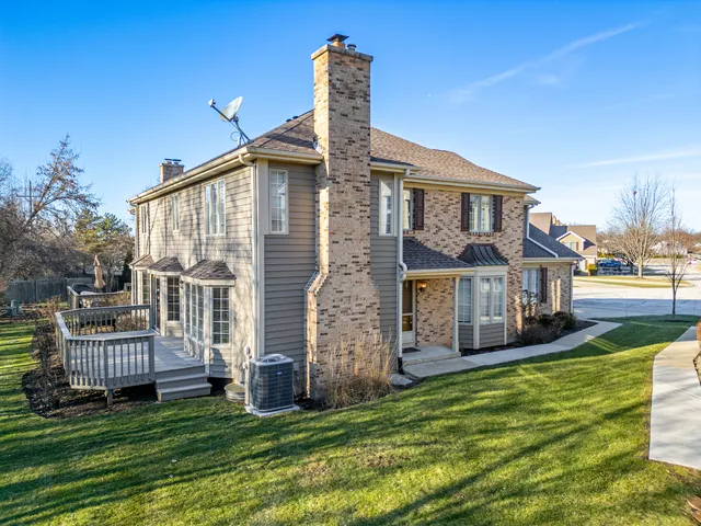 $565,000 | 1-n020 Prairie Path Lane, Winfield, IL 60190