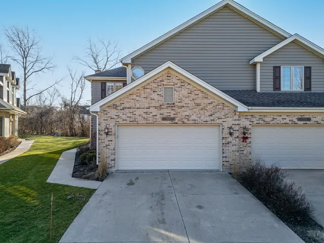 $565,000 | 1-n020 Prairie Path Lane, Winfield, IL 60190