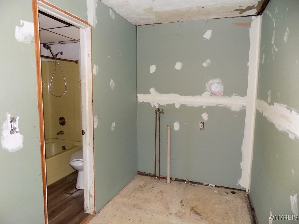 33 Trowbridge Street Buffalo, NY 14220 - Photo 11 of 29