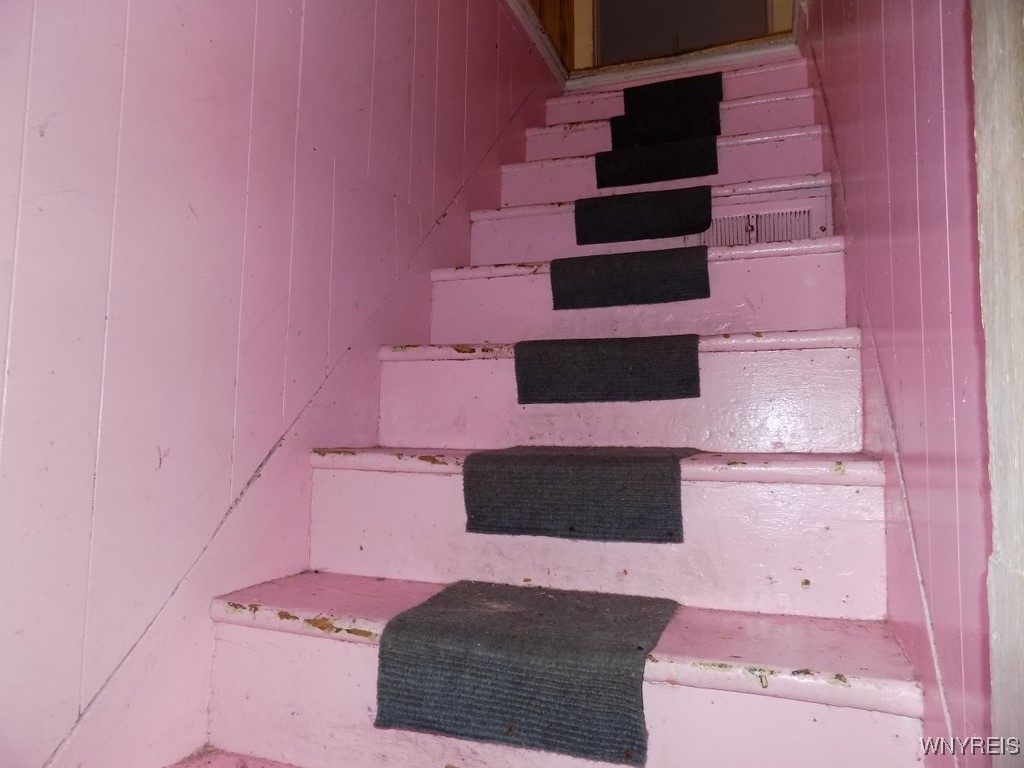 33 Trowbridge Street Buffalo, NY 14220 - Photo 14 of 29