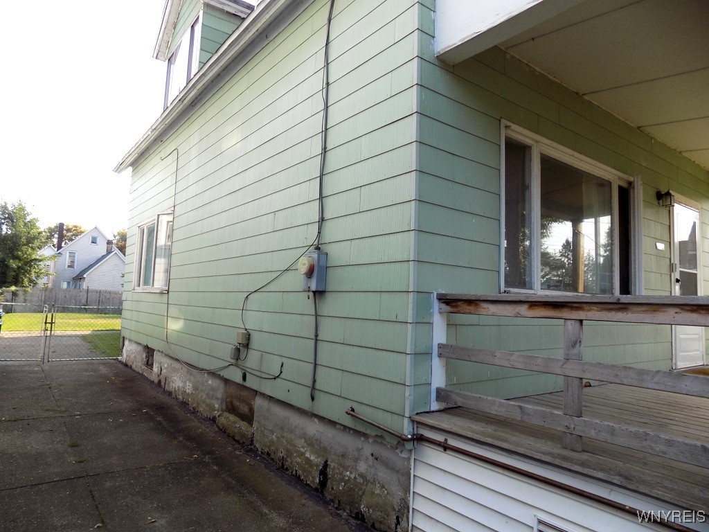 33 Trowbridge Street Buffalo, NY 14220 - Photo 23 of 29