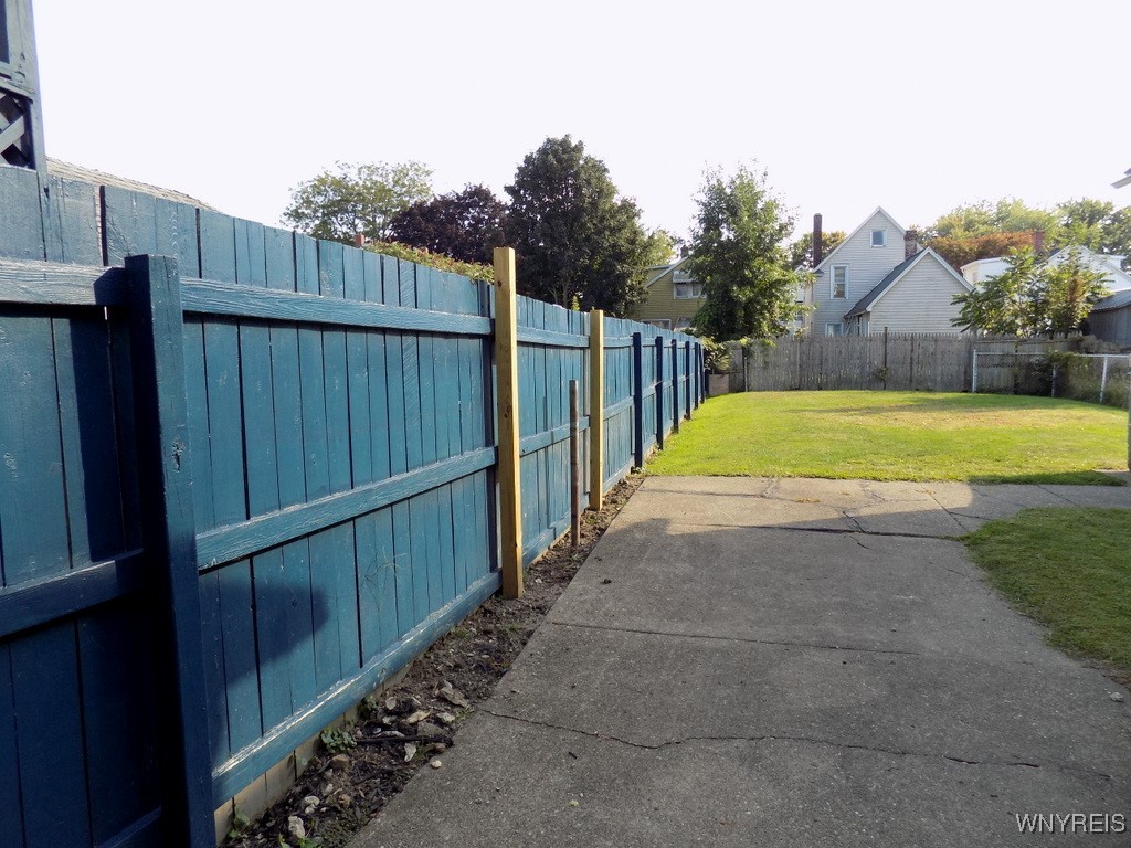 33 Trowbridge Street Buffalo, NY 14220 - Photo 25 of 29