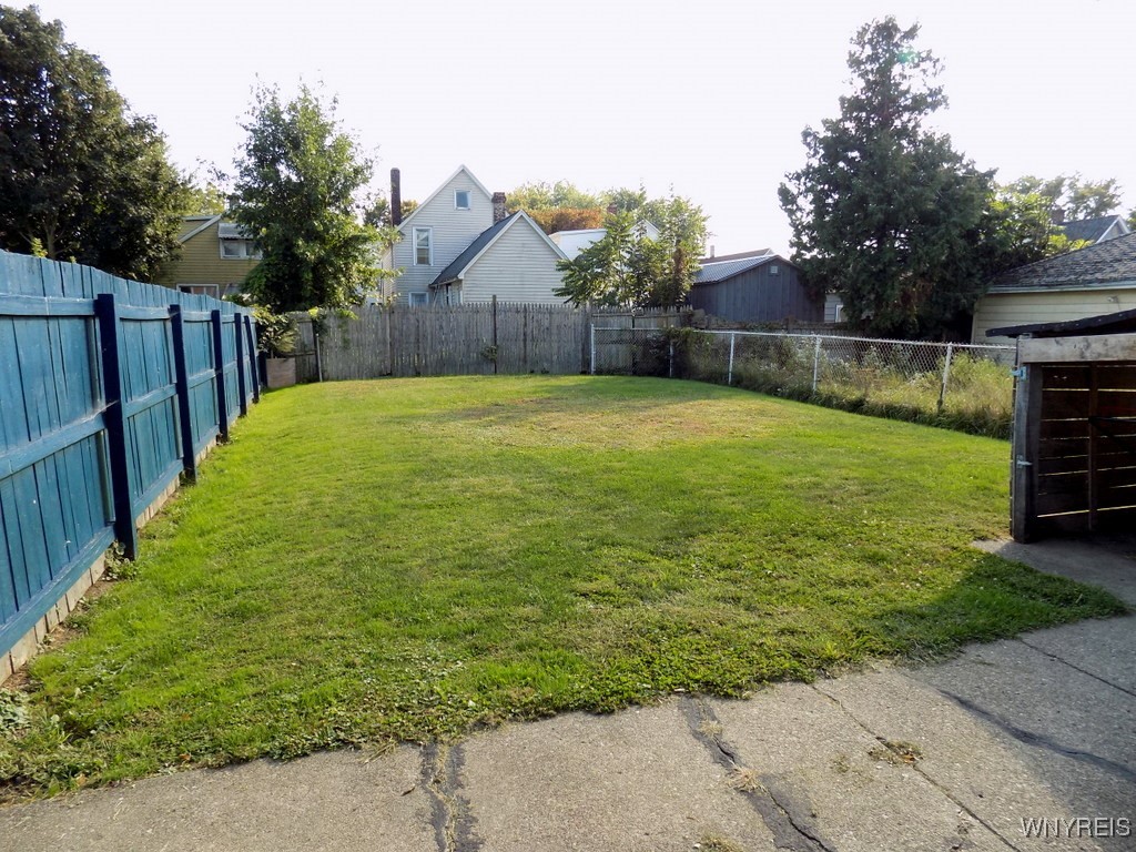 33 Trowbridge Street Buffalo, NY 14220 - Photo 26 of 29