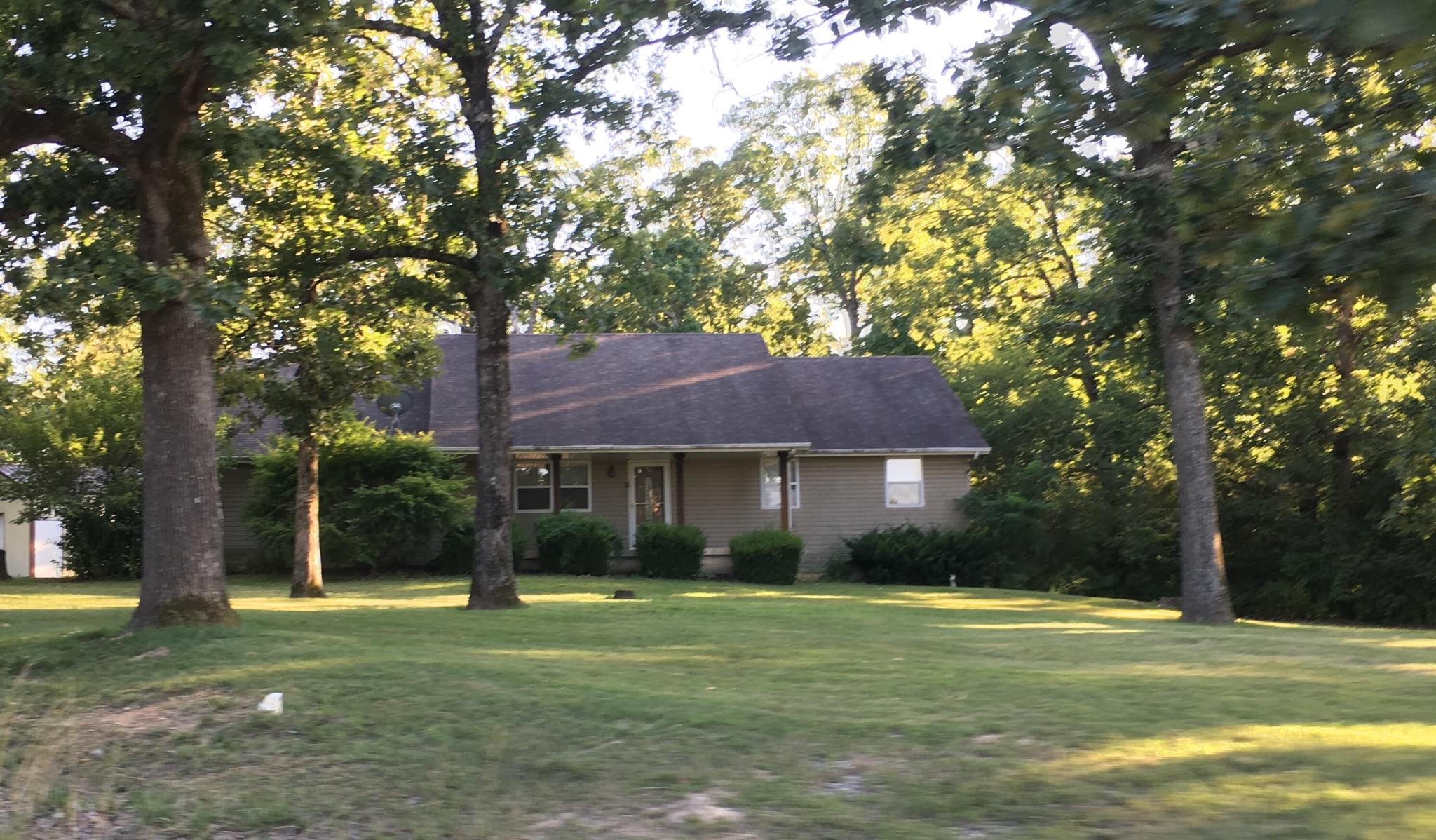953 Fellowship Road Marshfield, MO 65706 - Photo 1 of 1 IMG_2562
