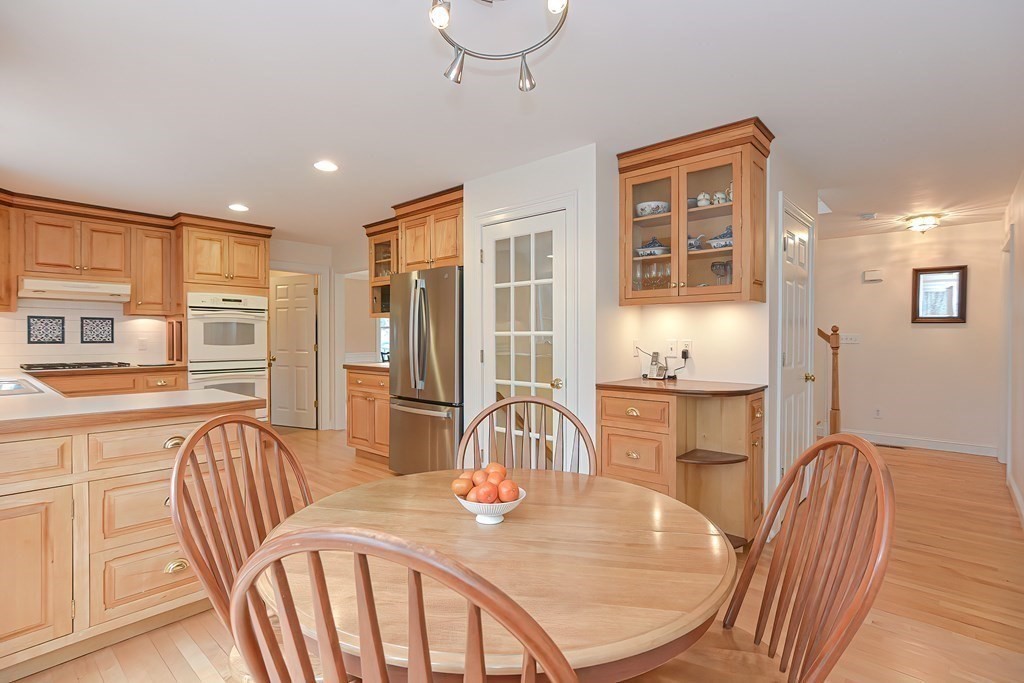 54 Pilgrim Road Holliston, MA 01746 - Photo 13 of 42 Gallery Image 13