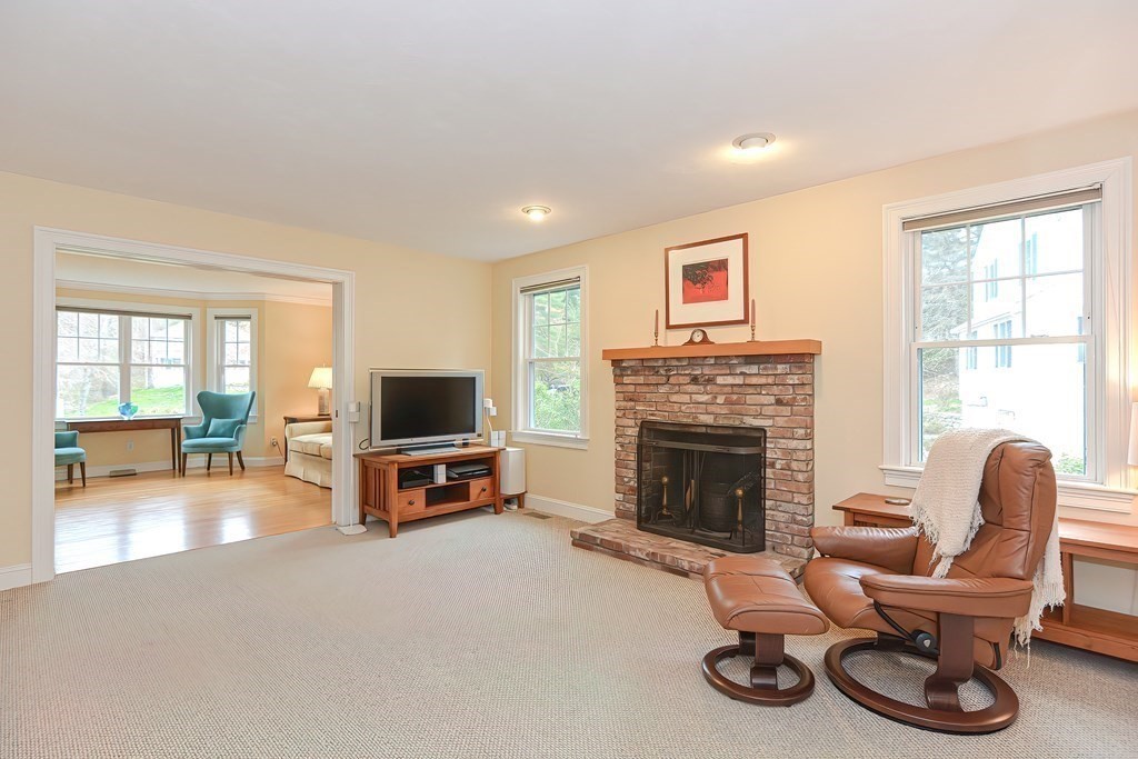 54 Pilgrim Road Holliston, MA 01746 - Photo 14 of 42 Gallery Image 14