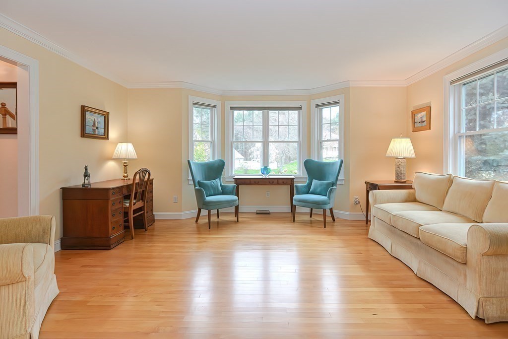 54 Pilgrim Road Holliston, MA 01746 - Photo 20 of 42 Gallery Image 20