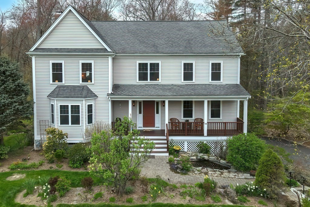 54 Pilgrim Road Holliston, MA 01746 - Photo 3 of 42 Gallery Image 3