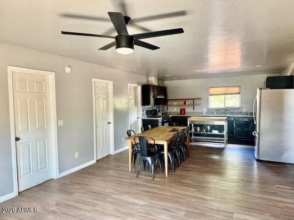 $440,000 | 242 County Road, Concho, AZ 85924