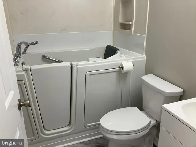 $379,000 | 114 Buckingham Drive, Stephens City, VA 22655