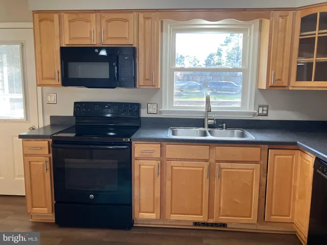 $379,000 | 114 Buckingham Drive, Stephens City, VA 22655