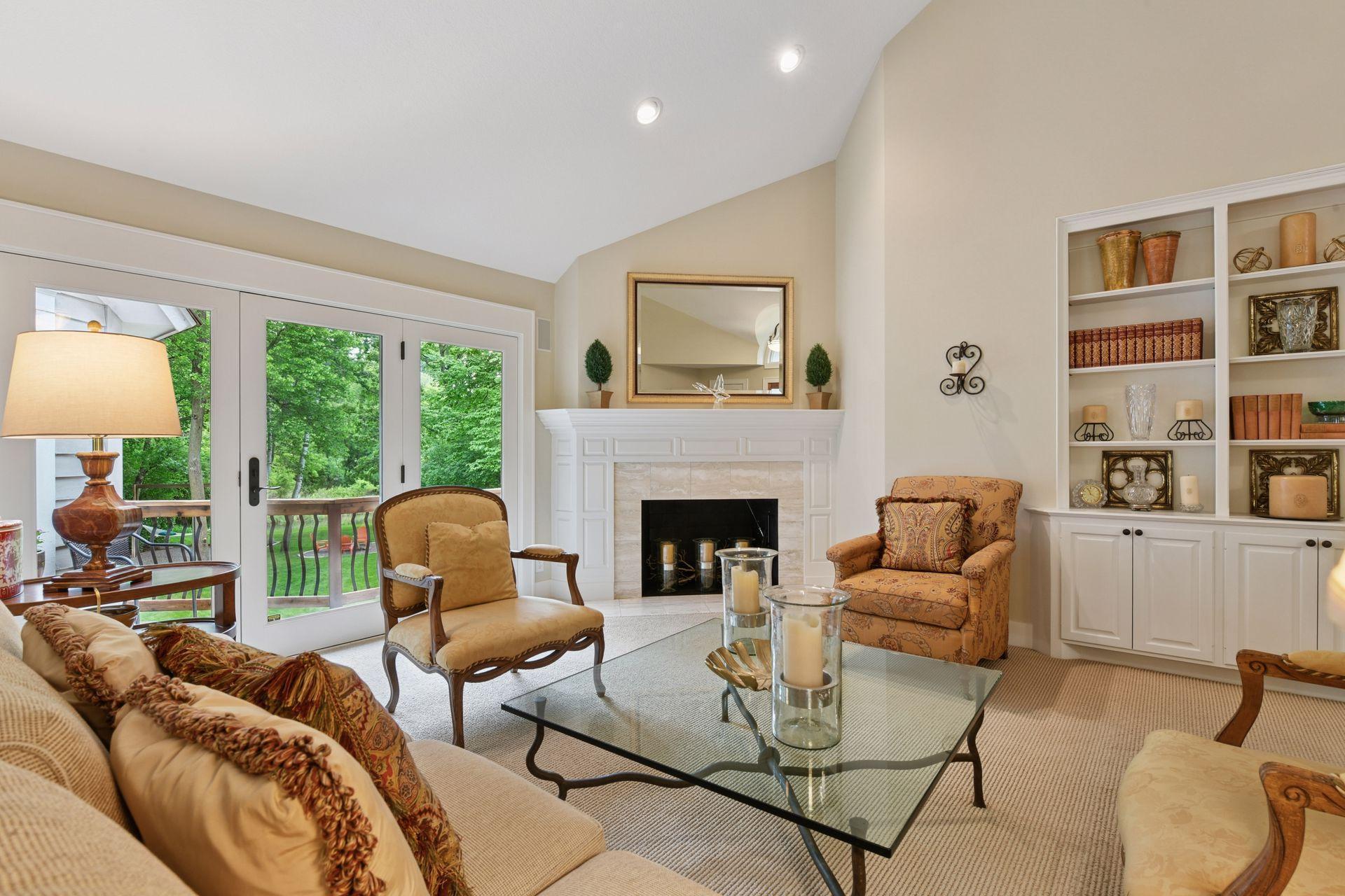 2115 Springwood Road Wayzata, MN 55391 - Photo 5 of 45 Gallery Image 5