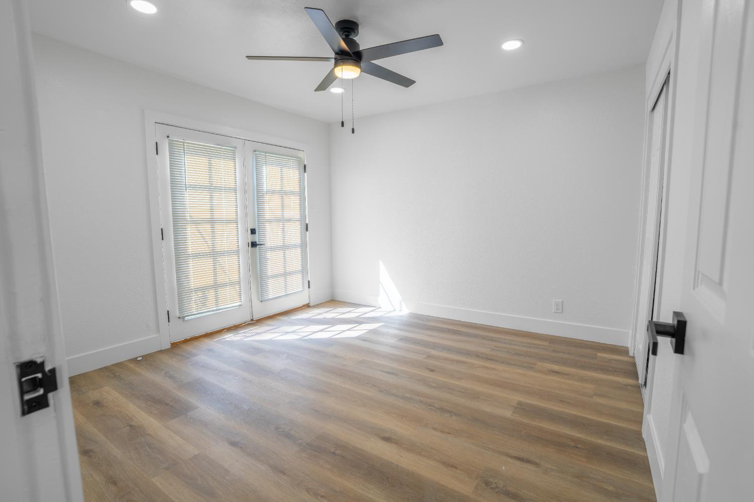 1570 East 26th Street Merced, CA 95340 - Photo 16 of 23