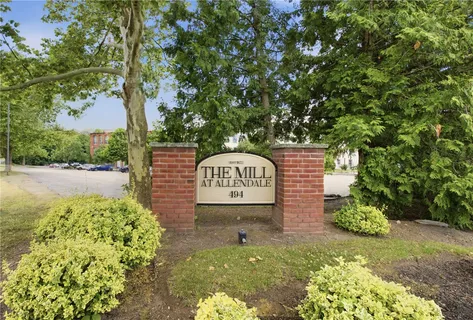 $299,900 | 494 Woonasquatucket Avenue, Unit 411, North Providence, RI 02911