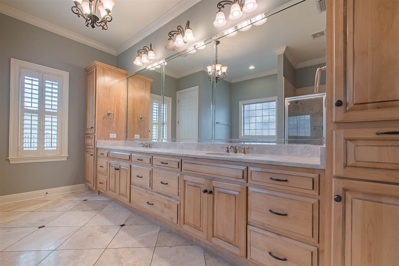 808 Aidan Street Fairhope, AL 36532 - Photo 22 of 48 Master Bathroom