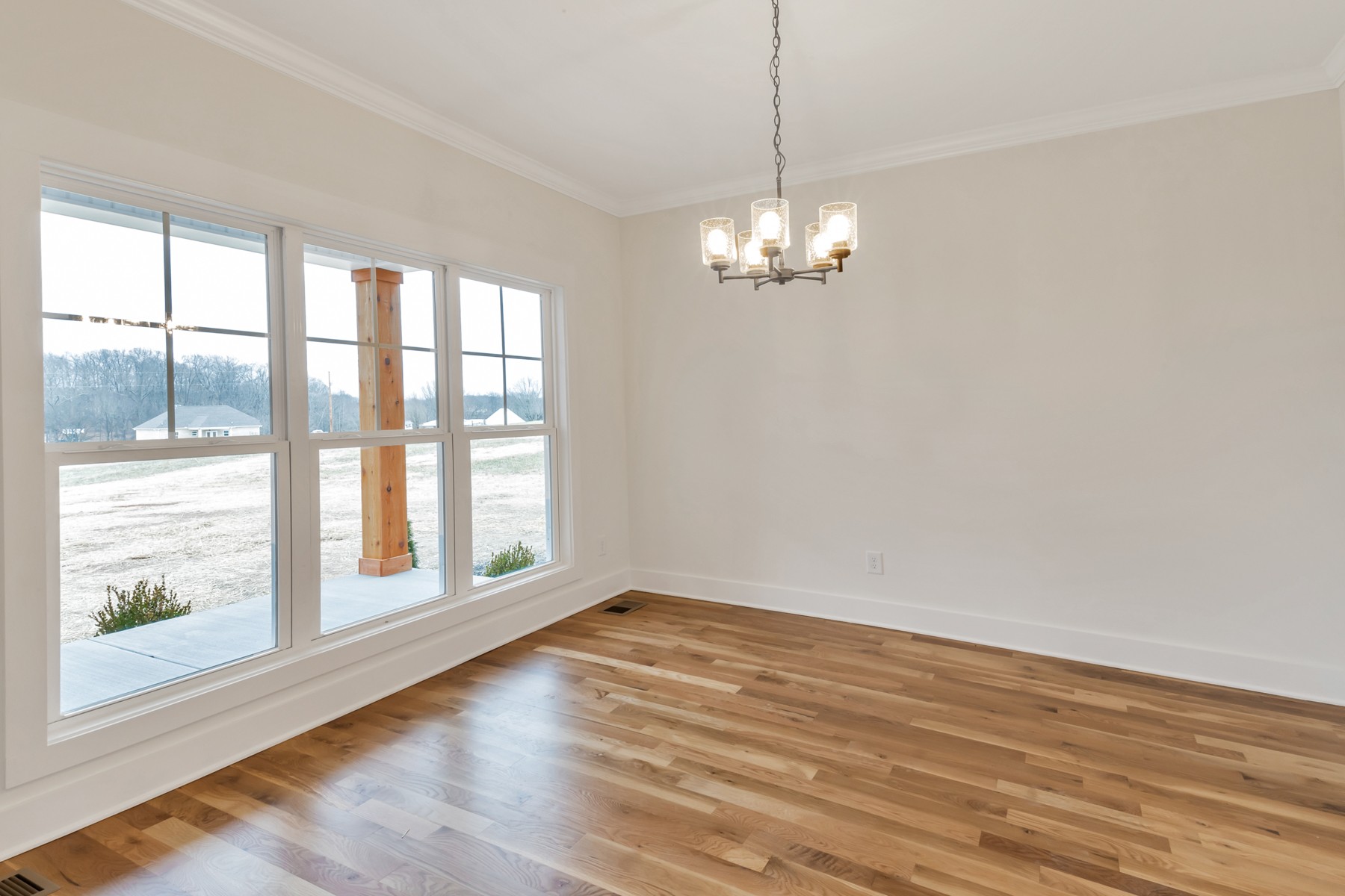 3184 Battle Creek Road Springfield, TN 37172 - Photo 2 of 15 a view of empty room with wooden floor and fan