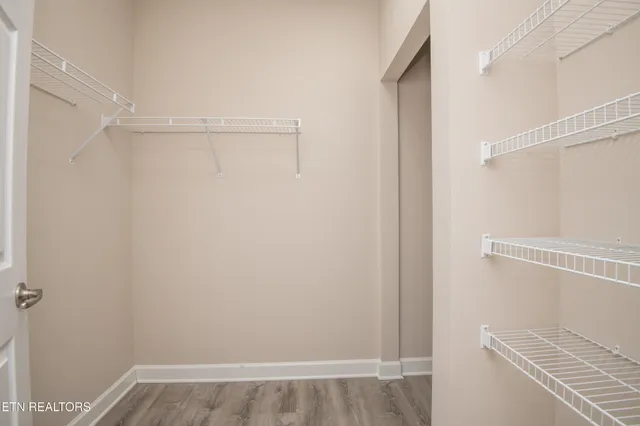 $425,000 | 364 Battlecreek Way, Lenoir City, TN 37772