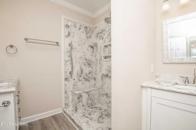 $425,000 | 364 Battlecreek Way, Lenoir City, TN 37772