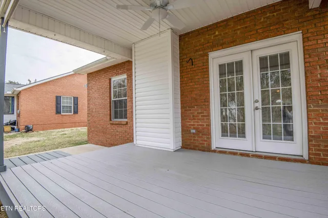 $425,000 | 364 Battlecreek Way, Lenoir City, TN 37772