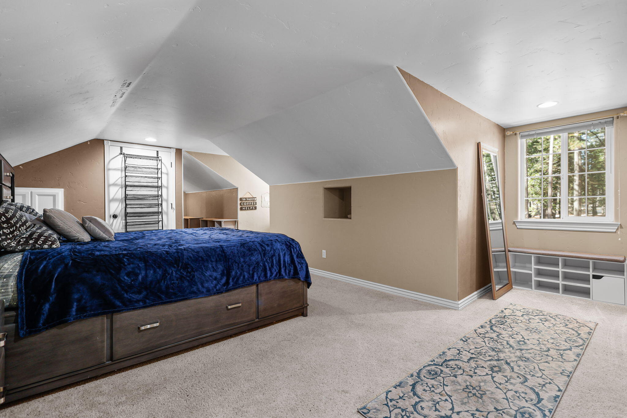 32833 Highway 44 Shingletown, CA 96088 - Photo 28 of 51 Bedroom 4