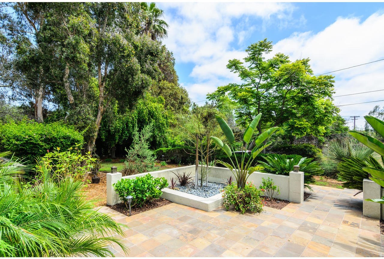 226 Rancho Santa Fe Road Encinitas, CA 92024 - Photo 6 of 25