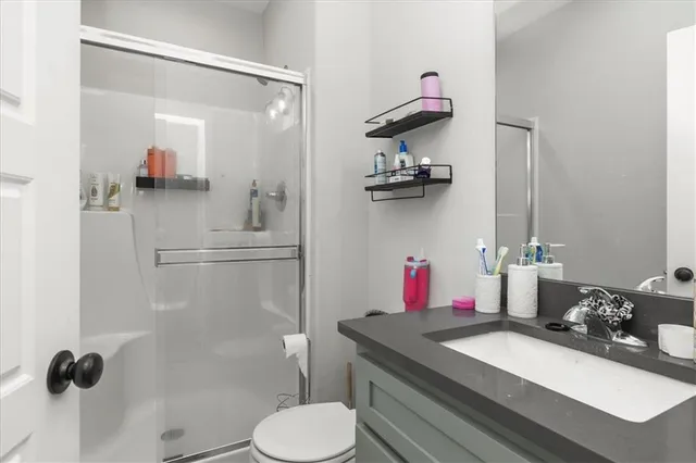 $462,900 | 807 Northeast Algonquin Street, Lee's Summit, MO 64064