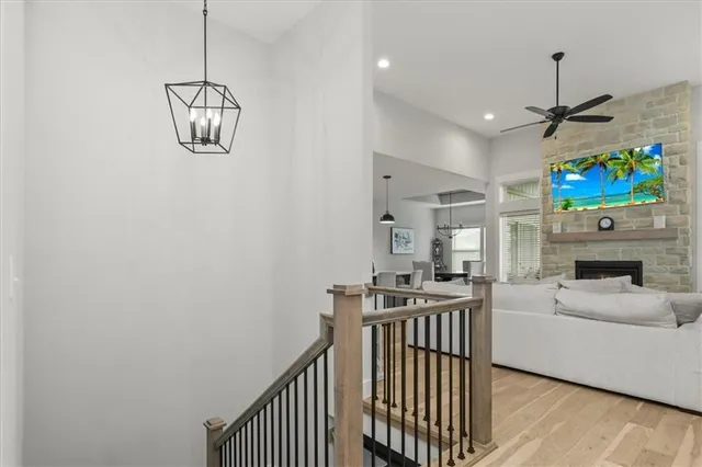 $462,900 | 807 Northeast Algonquin Street, Lee's Summit, MO 64064